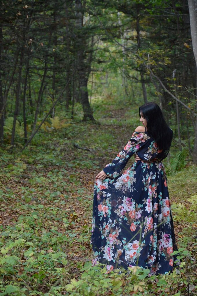 forest, witch, wood fairy-1006630.jpg