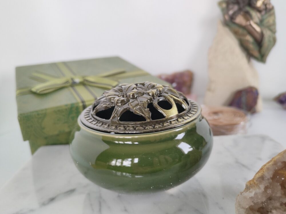 zielona ceramiczna kadzielnica